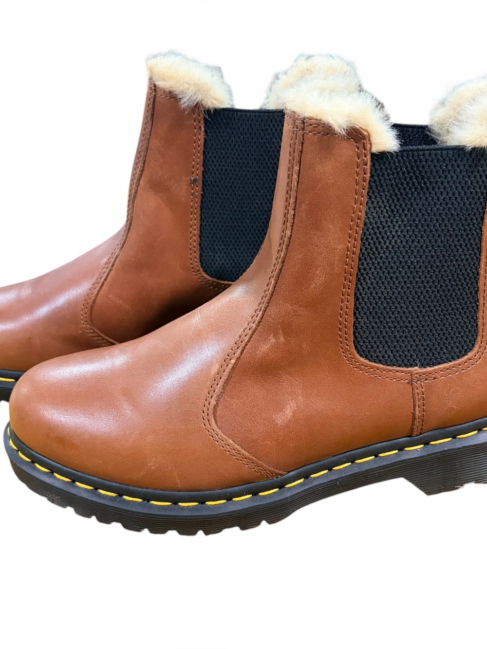 NWT Doc Martens Leonore 2976 Faux Fur Lined Chelsea Boot women’s 10